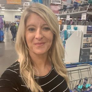 Meet your Posher, Cami